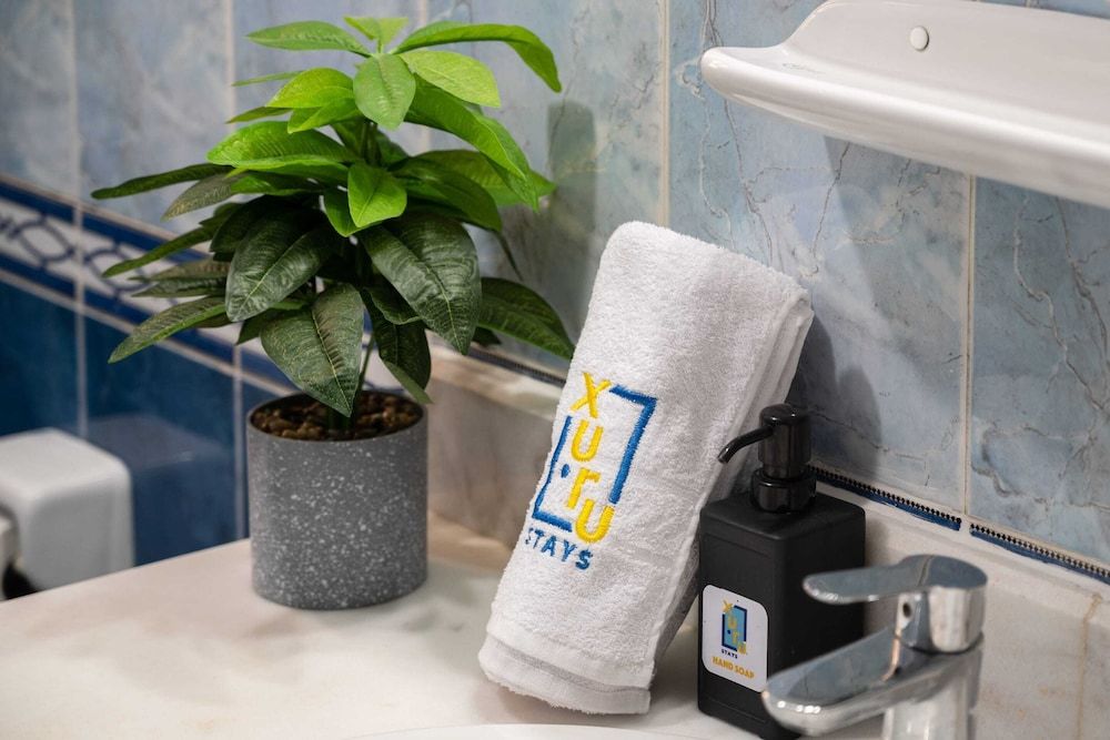 Xuru Stays I Heliopolis Rock Basic Apartment (Distinct & Decent) 10