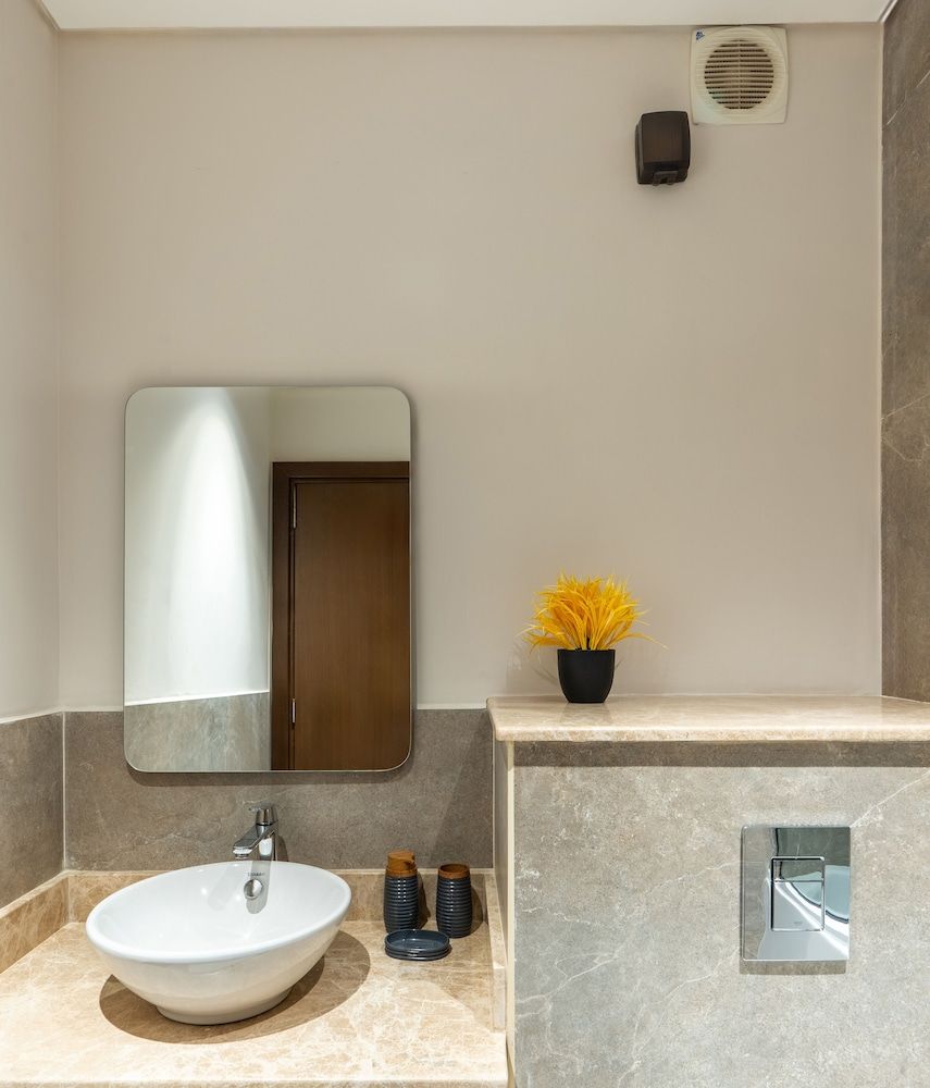 Easy Rental Deluxe Studio, 2 Bedrooms, City View 9