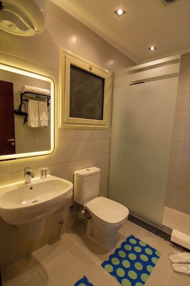 Three Pyramids Boutique Hotel Classic Suite with pyramids view 5