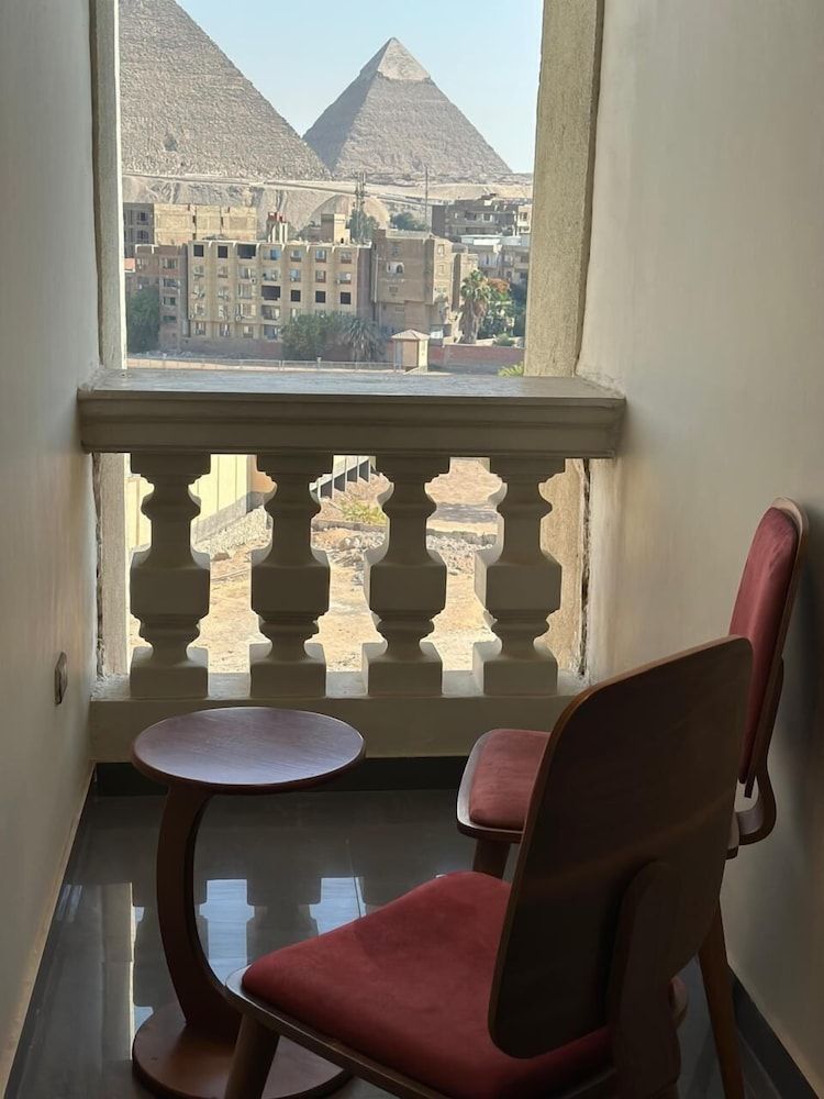 pyramids Yard Hotel Deluxe Double Room, Mountain View 9