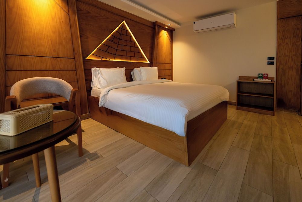 Neom Pyramids Valley Boutique hotel Superior Double or Twin Room 14