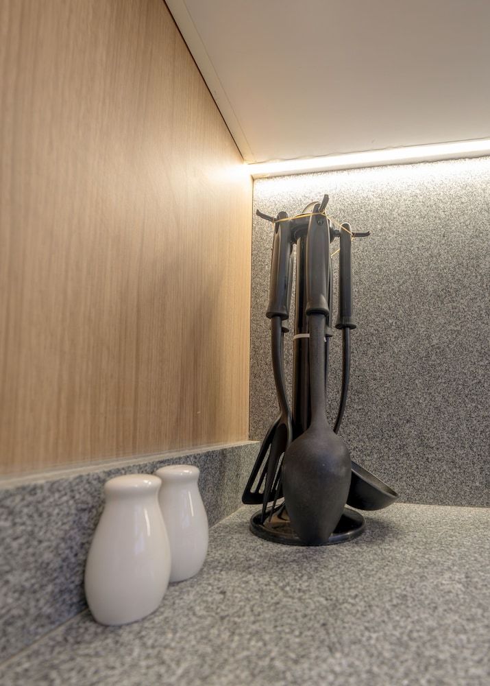 Prime Residence Zayed Heights Deluxe Apartment, 2 Bedrooms 10