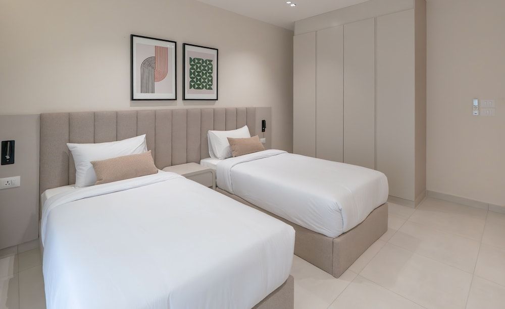 Prime Residence Zayed Heights Deluxe Apartment, 2 Bedrooms 5