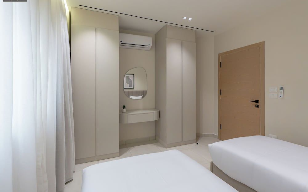 Prime Residence Zayed Heights Apartment, 3 Bedrooms 11