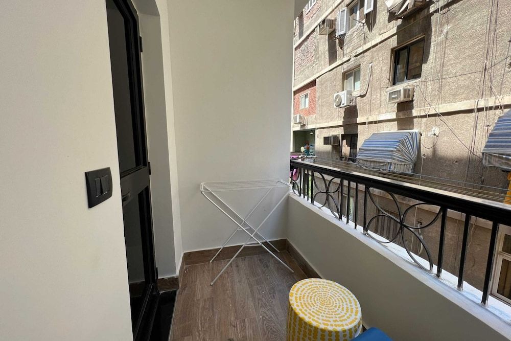 Xuru Stays I Heliopolis 2 - 5 Min to Airport Basic Apartment (Sapphire Condo) 11