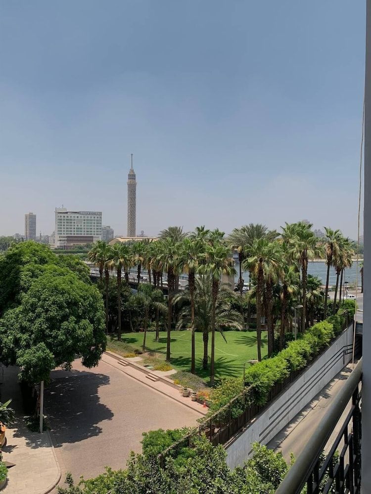 Garden City House Hotel Deluxe Double or Twin Room, City View 12