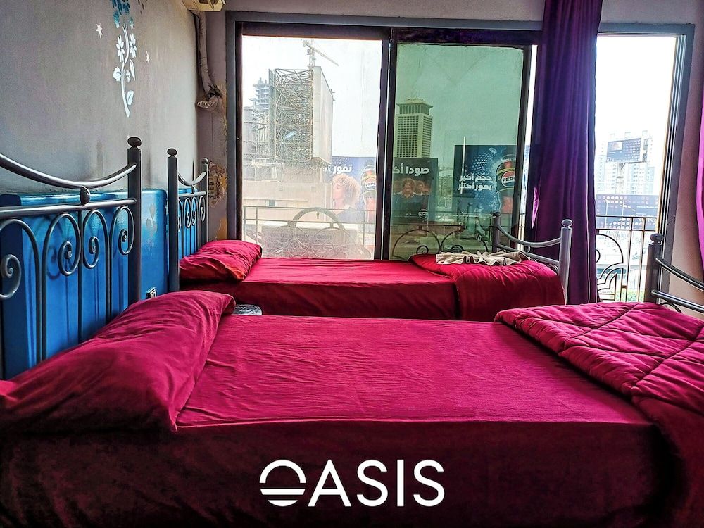 OASIS Hotel Downtown Economy Triple Room, City View 6