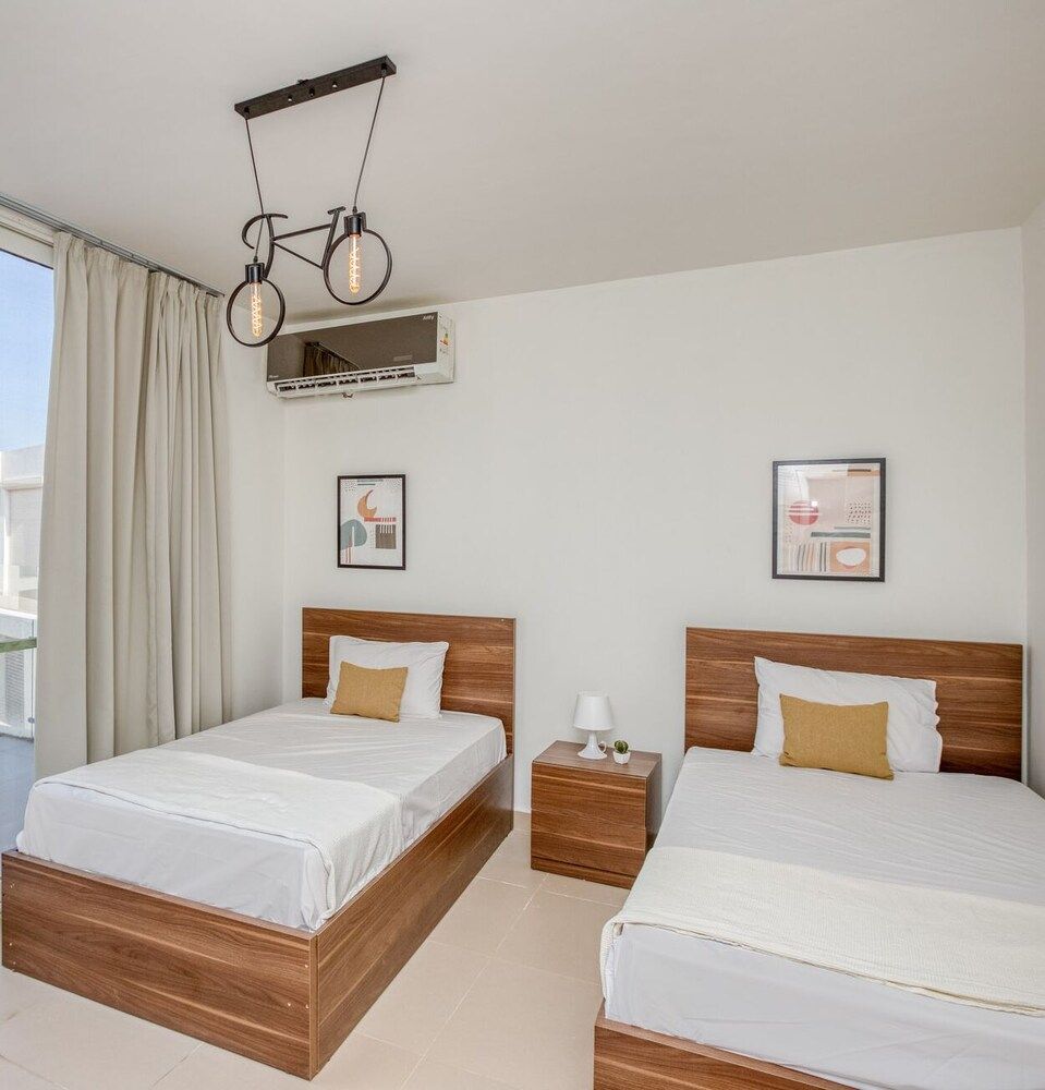 Prime Holidays Seashell Chalet, 3 Bedrooms 4