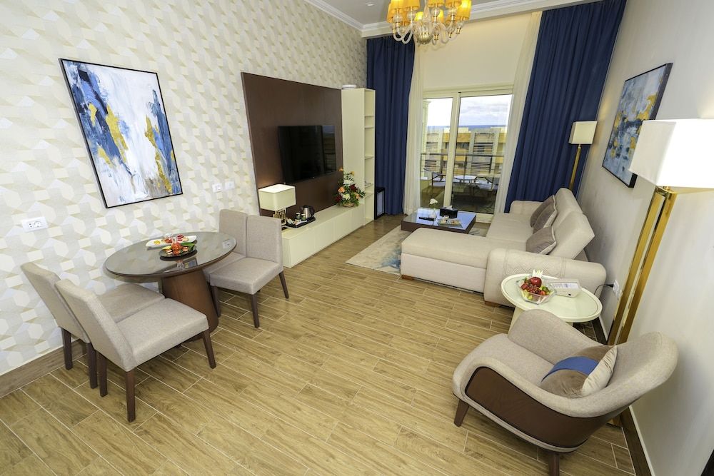 Helnan Mamoura Hotel & Events Center Junior Suite 4