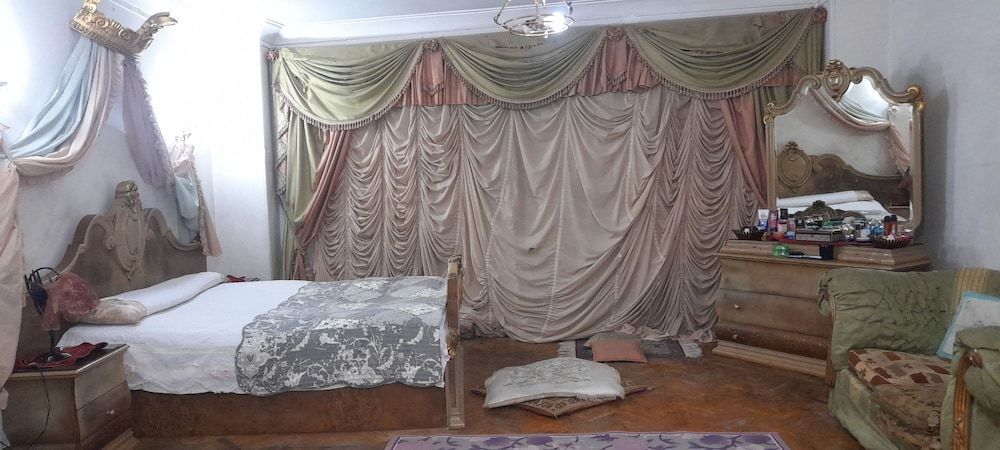 Rayan pyramids view Panoramic Room 2