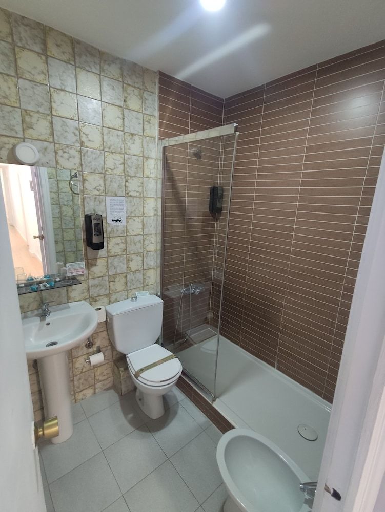 Hostal Sol Superior Double Room 5