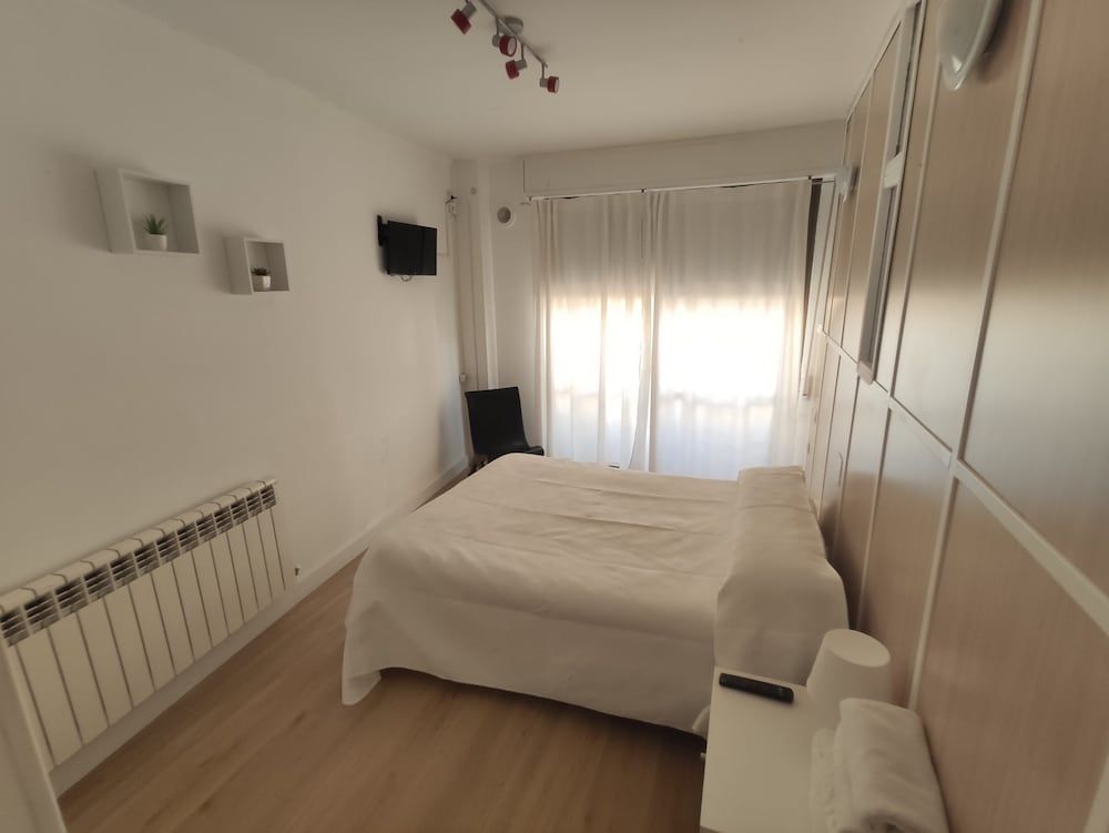 Hostal Sol Superior Double Room 2