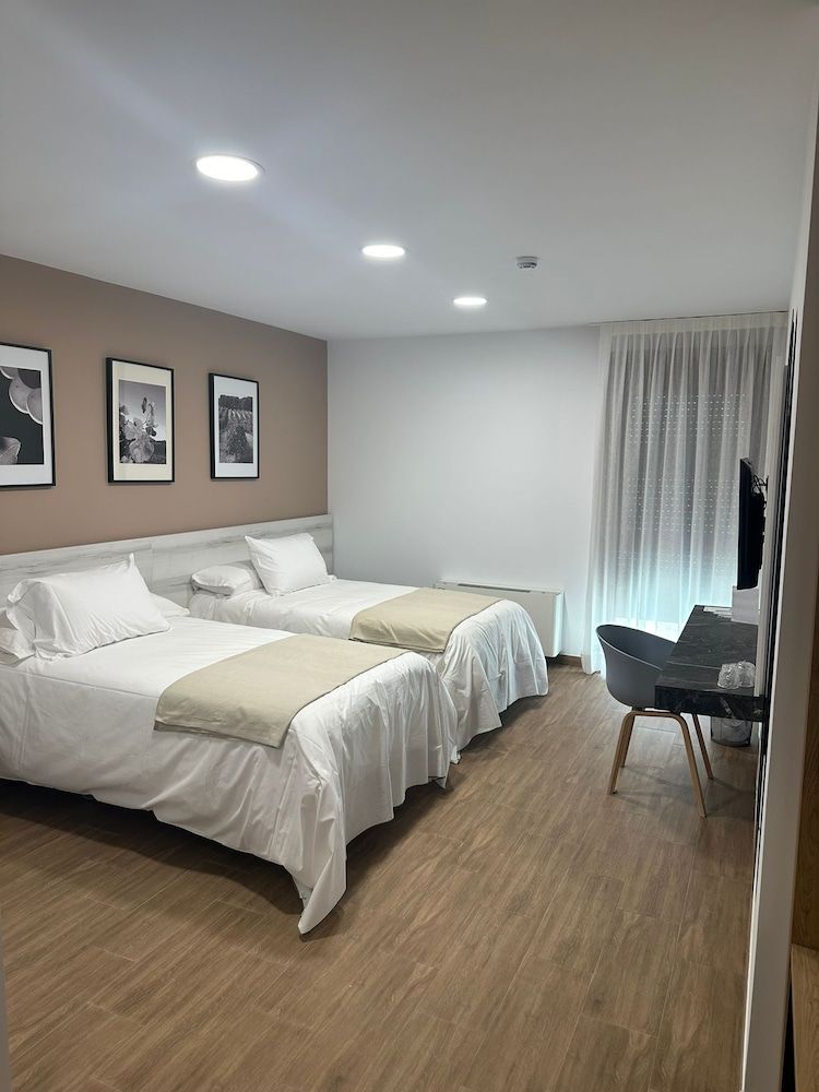Deluxe Double Room Single Use