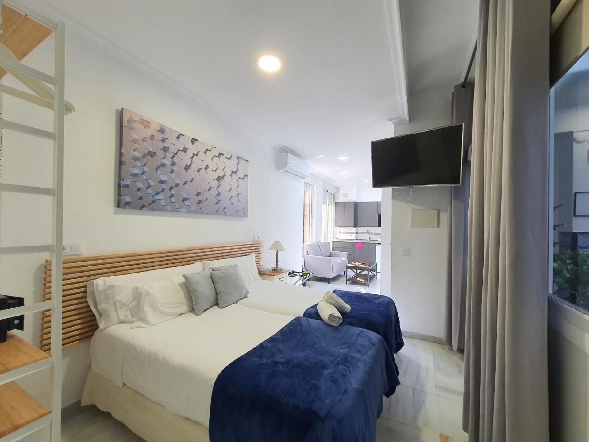 Studio (2 Adults) with Single Beds