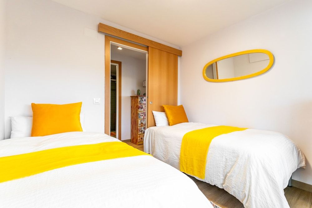 Designer Luxury Two Bedroom Apartment Luxury Apartment 9