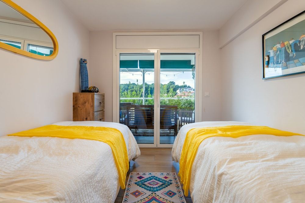 Designer Luxury Two Bedroom Apartment Luxury Apartment 7