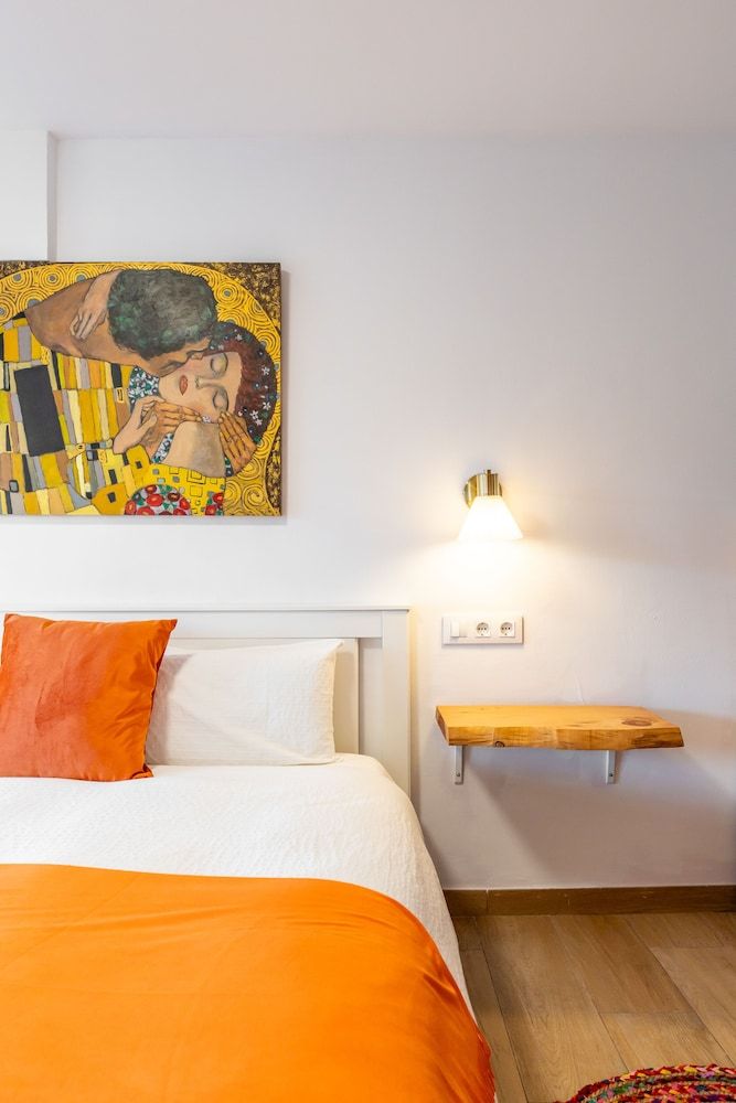 Designer Luxury Two Bedroom Apartment Luxury Apartment 5