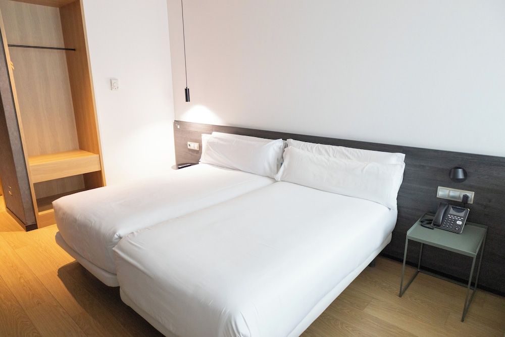 Hotel Forum Ceao Twin Room 2