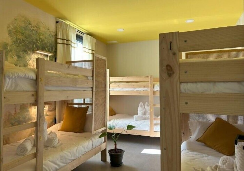 Shared Dormitory (6 Pax)