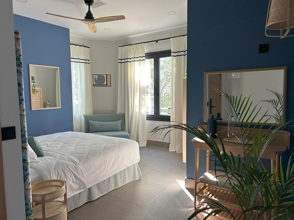 Presidential Double Room, City View