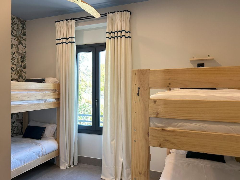 Shared Dormitory (4 Pax)