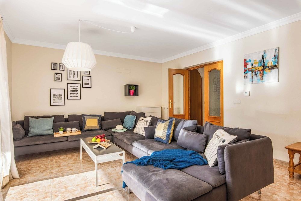 Villa (5 Bedrooms)