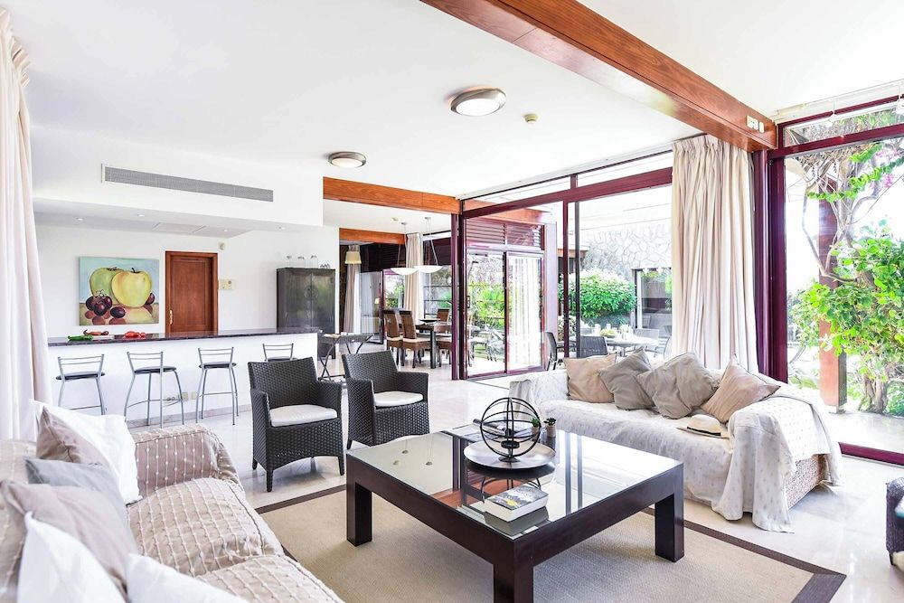 Villa (3 Bedrooms)