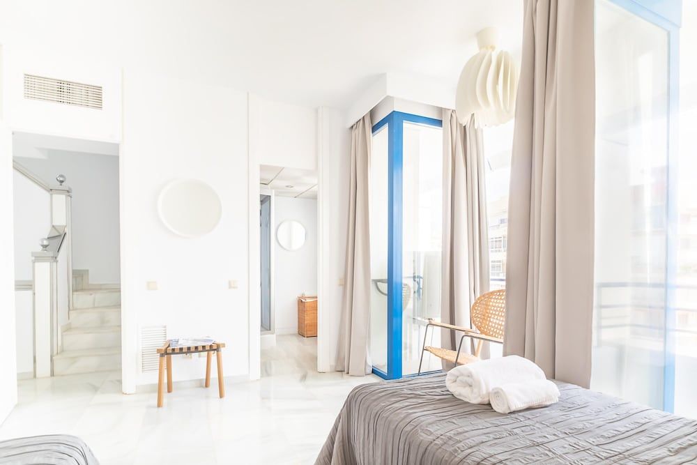 Marbella House Ph85 With Pool House 2