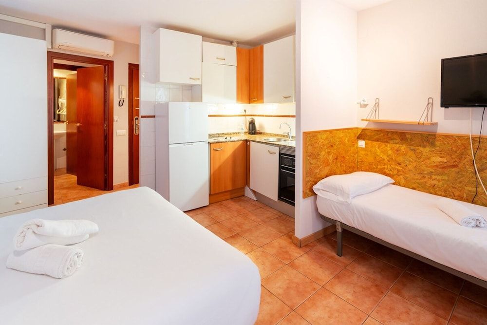 Unik Vacation Sant Domenec Apartment 7