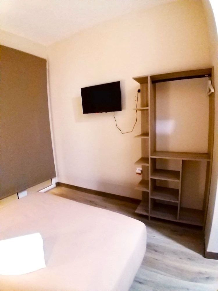 Optimus Comfort Campoamor 101 Deluxe Room 29