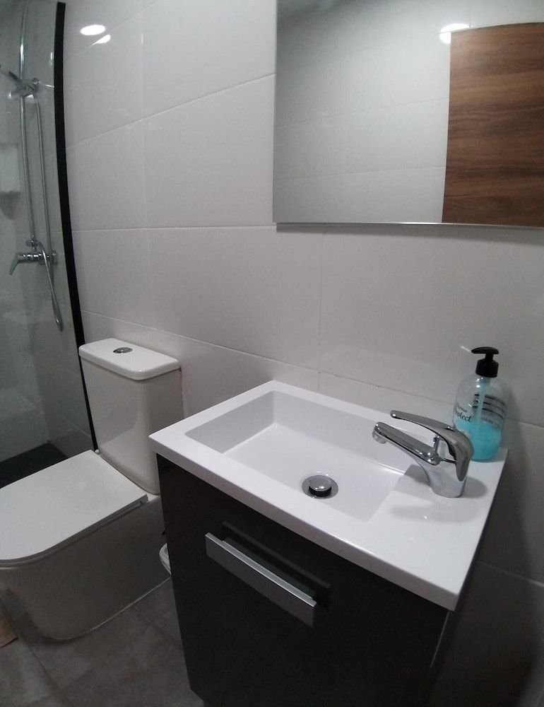 Optimus Comfort Campoamor 101 Deluxe Room 19