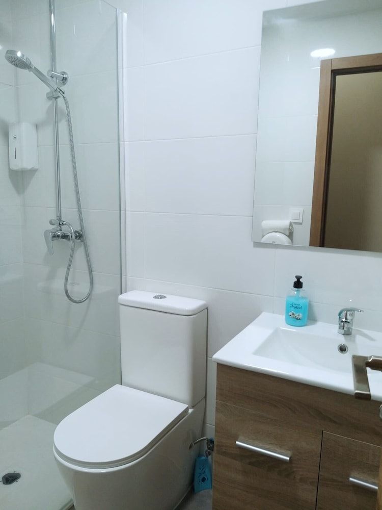 Optimus Comfort Campoamor 101 Deluxe Room 18