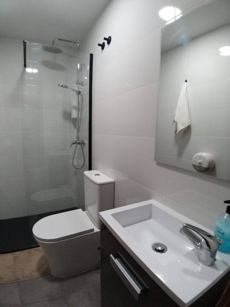 Optimus Comfort Campoamor 101 Deluxe Room 16