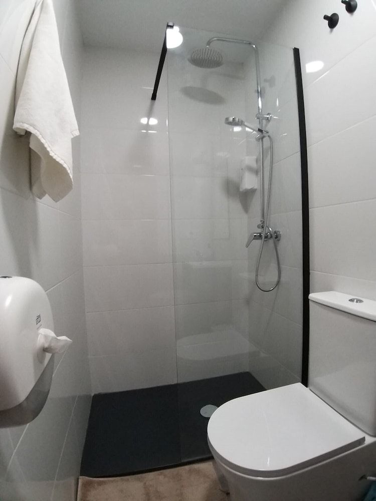 Optimus Comfort Campoamor 101 Deluxe Room 24