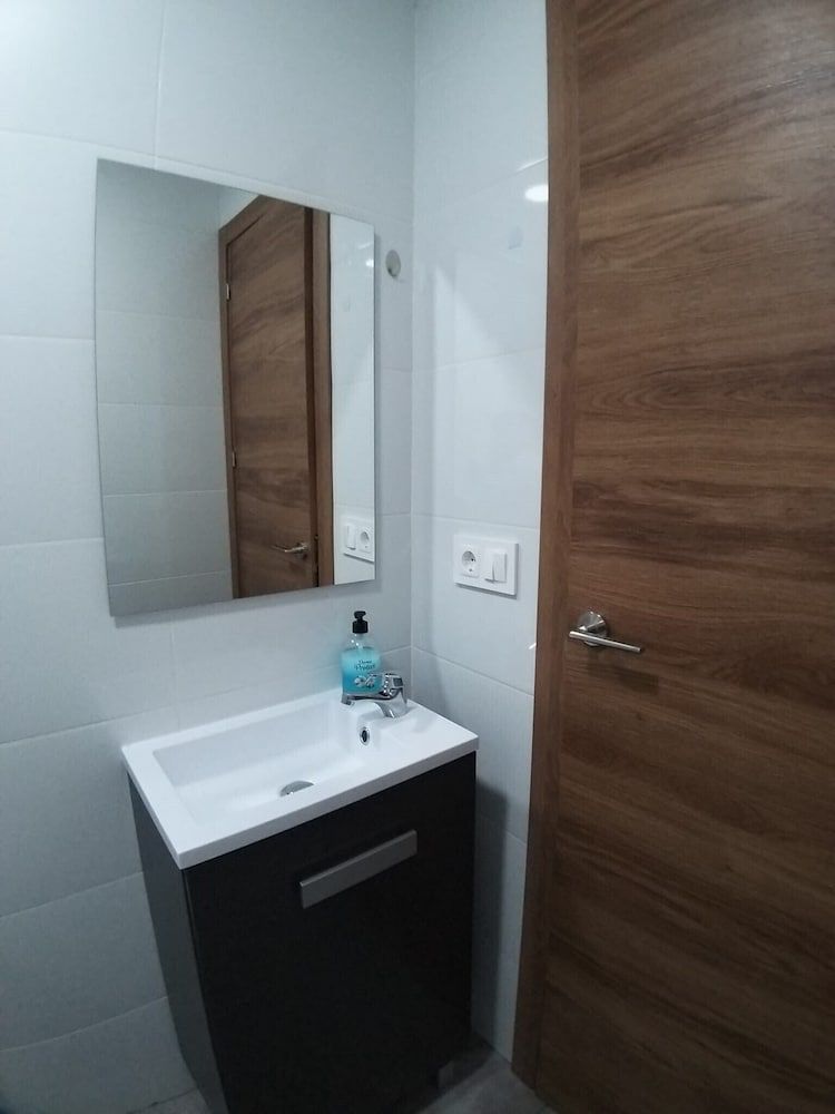 Optimus Comfort Campoamor 101 Deluxe Room 23