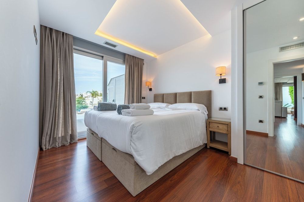 Deluxe Apartment, 2 Bedrooms, Sea View