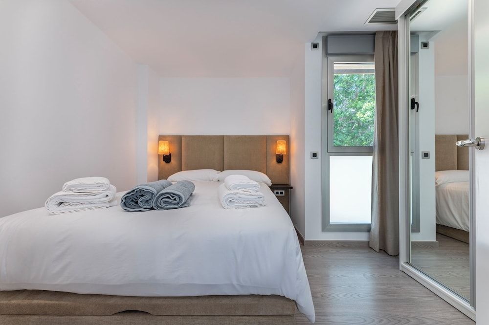 Deluxe Apartment, 3 Bedrooms, Sea View