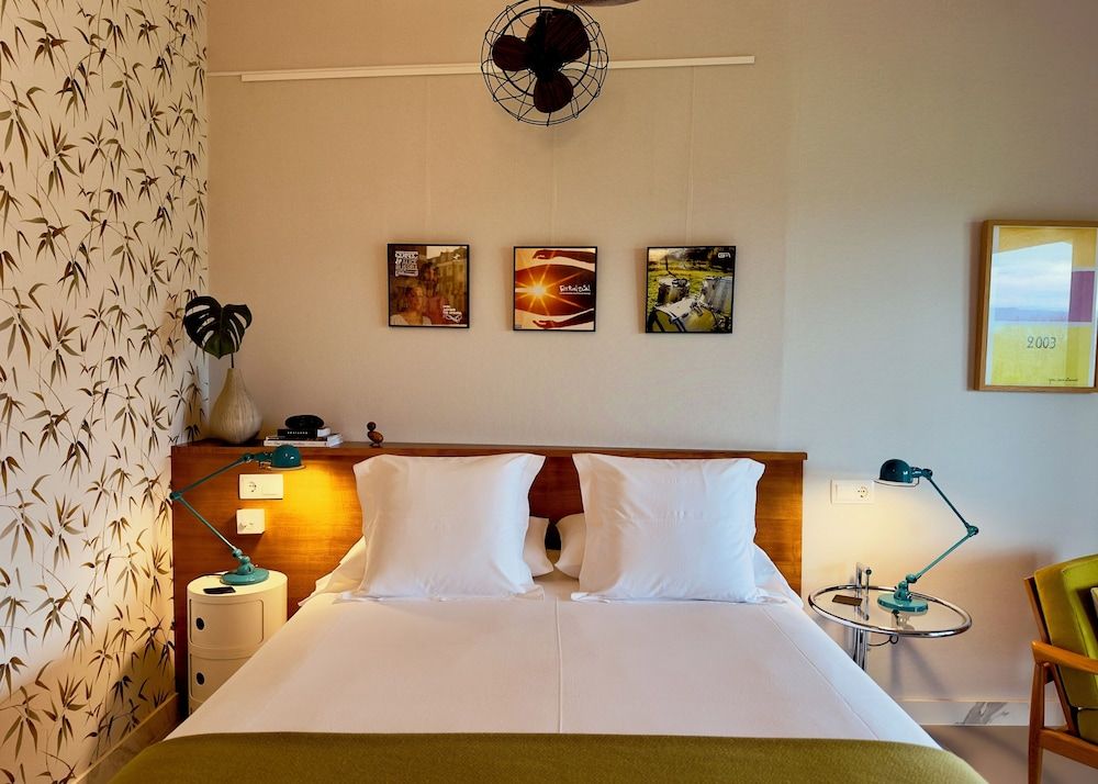 Deluxe Double Room with Mountain View and Terrace
