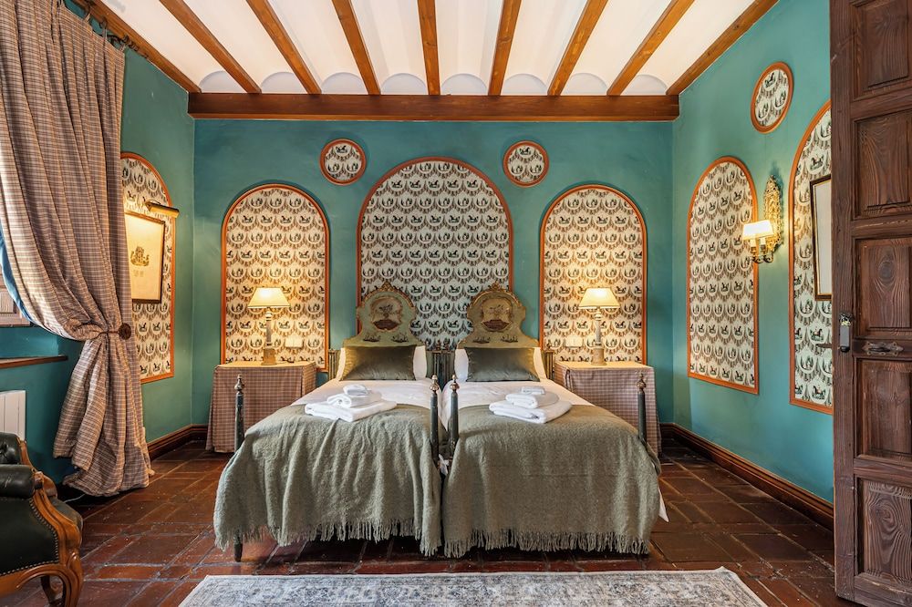 Deluxe Room, Courtyard View