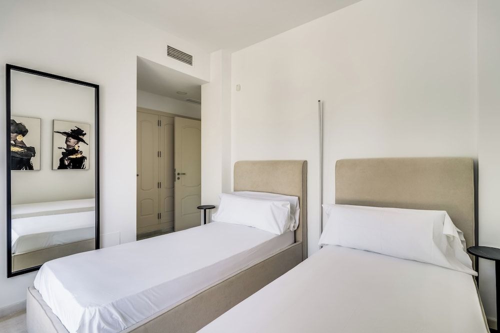 Superior Apartment, City View
