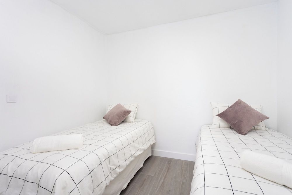 Family Double or Twin Room, Patio, Beach View