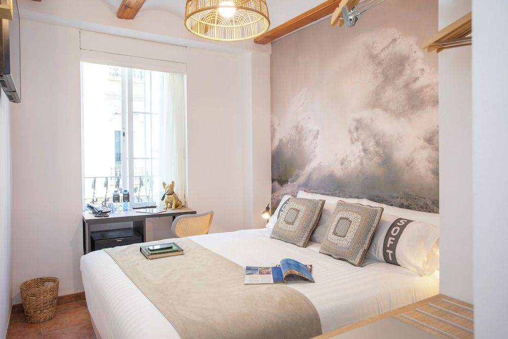 Casual Natura Valencia Double Room 7