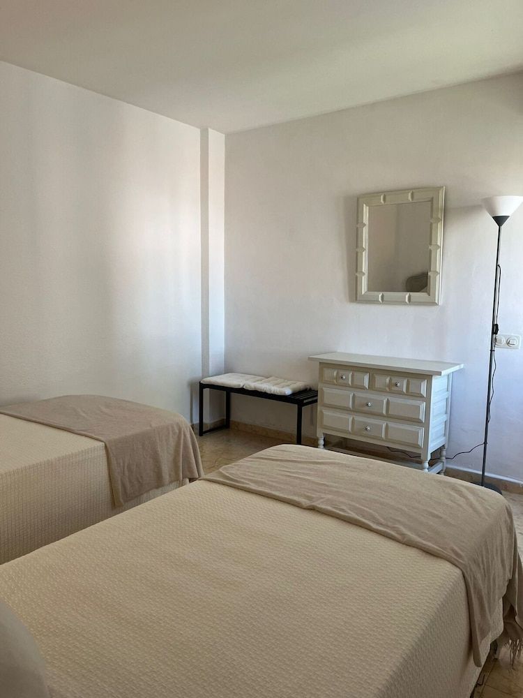 Apartment, 2 Bedrooms, Terrace, City View