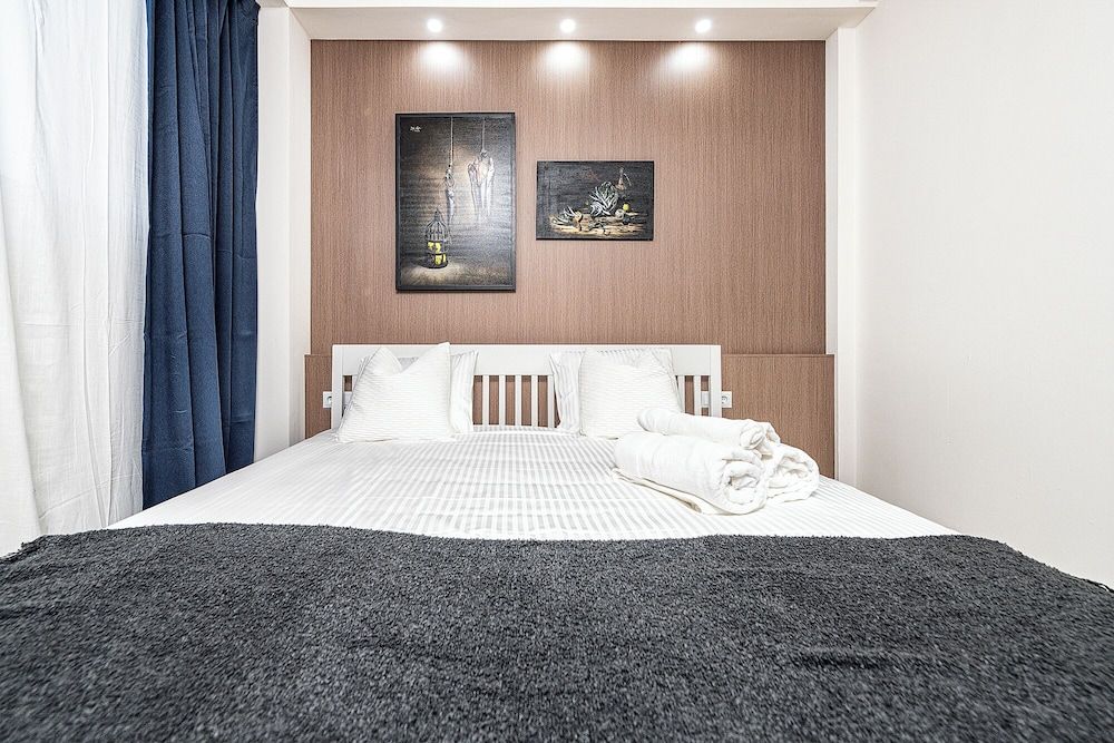 Superior Double Room (105)