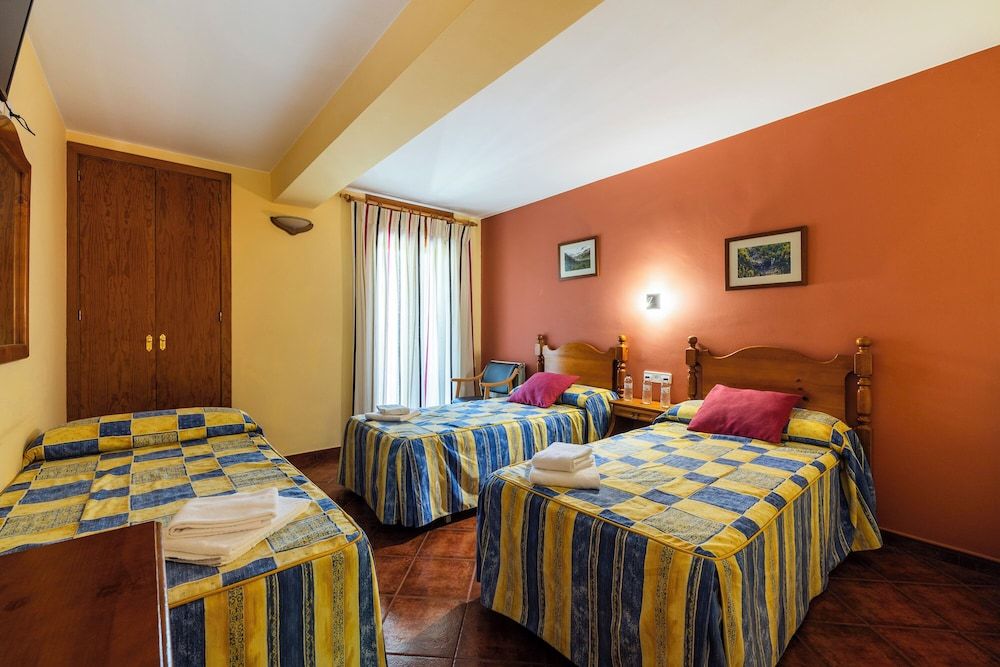 HOSTAL PAÑART Standard Triple Room 6