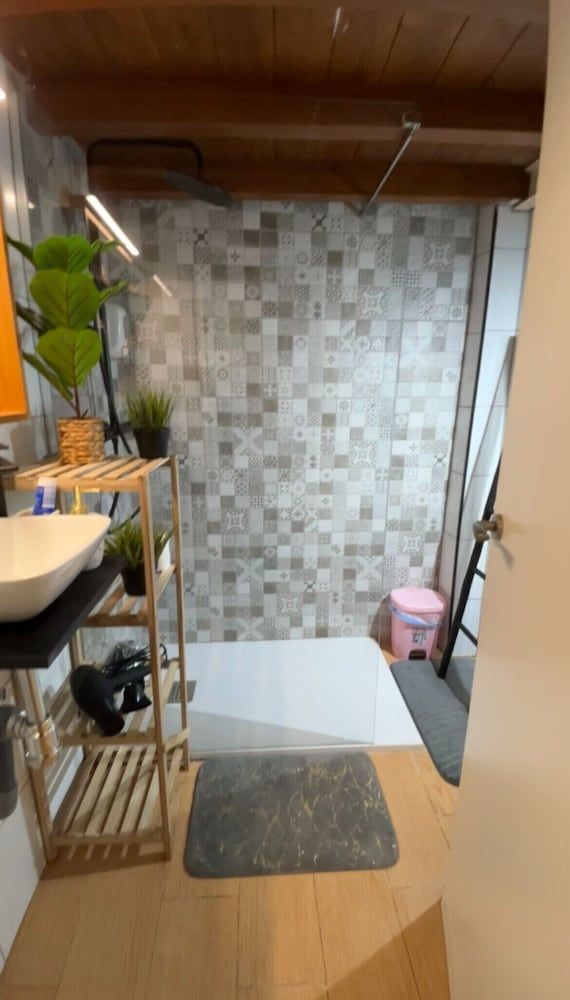 Private room in shared flat Num 2
