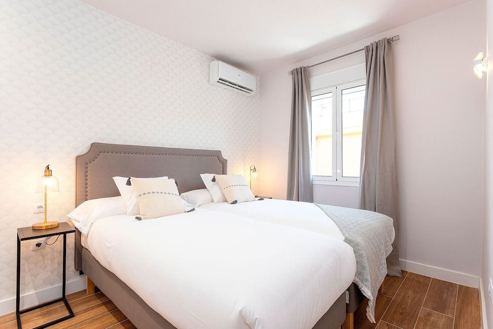 Genteel Home Santa Marta Sevilla Apartment