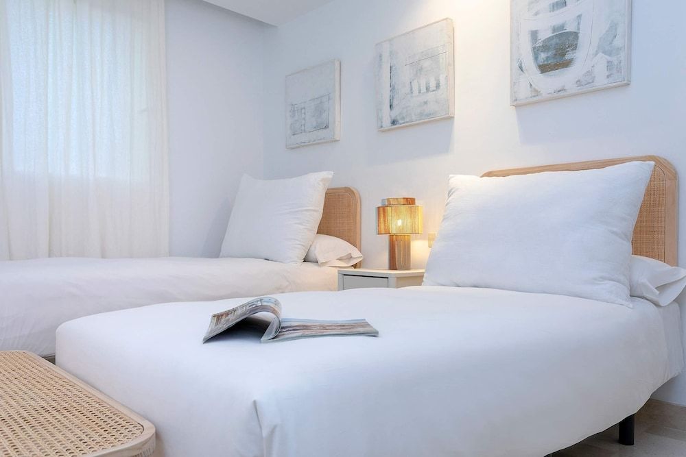 Apartment (2 Bedrooms)