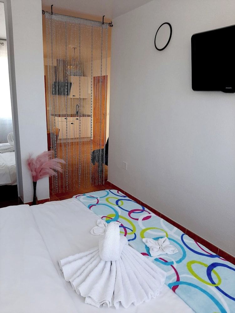 Family Studio, 1 Queen Bed with Sofa bed, Ensuite