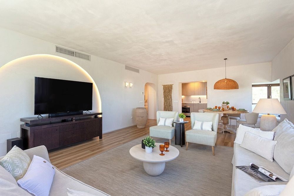 Genteel Home Incosol Apartment (2 Bedrooms) 9